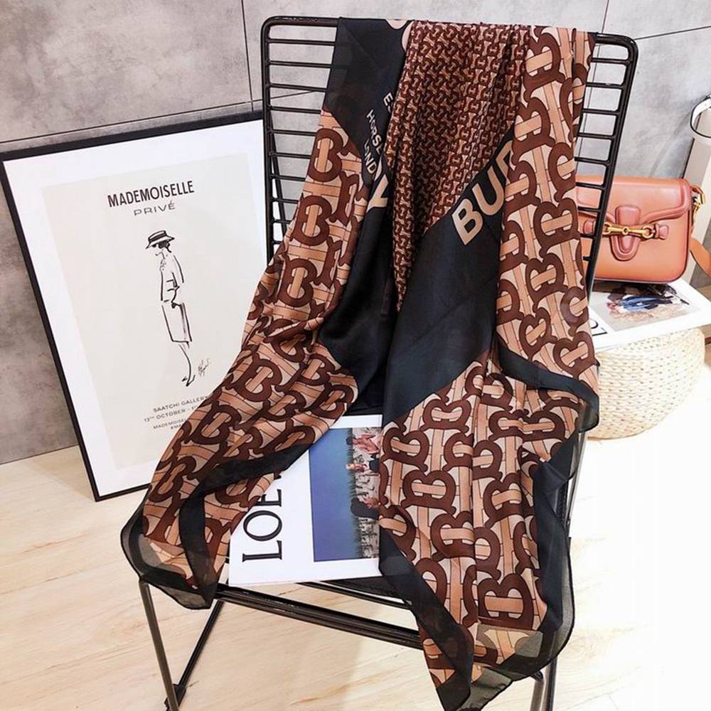 B**rry scarf